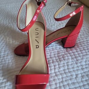 Red unisa sandal
